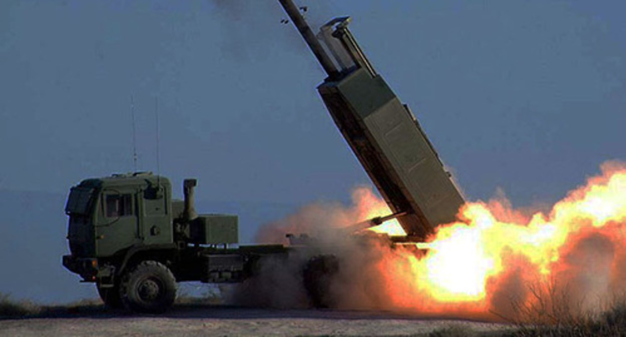 HIMARS. Photo by the United States Army http://www.pentagon.mil/news/newsarticle.aspx?id=24398; https://en.wikipedia.org/ HIMARS. Photo by the United States Army http://www.pentagon.mil/news/newsarticle.aspx?id=24398; https://en.wikipedia.org/