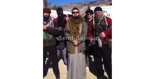 Screenshot of a comic video appeal filmed on behalf of the armed members of the jamaat of the village of Salta https://t.me/mvd_dagestan/2211 Screenshot of a comic video appeal filmed on behalf of the armed members of the jamaat of the village of Salta https://t.me/mvd_dagestan/2211