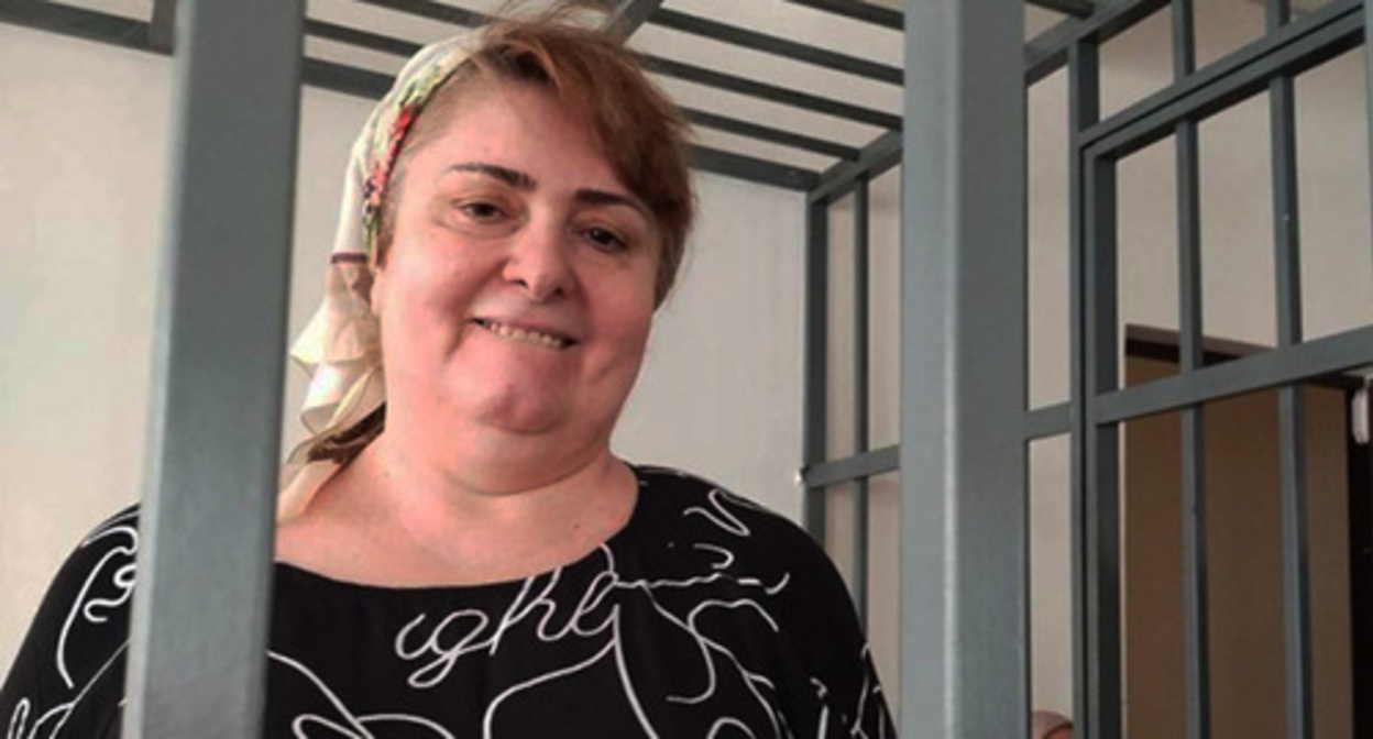 Zarema Musaeva in the courtroom. Photo from the Telegram channel "Bakar Yangulbaev" 
