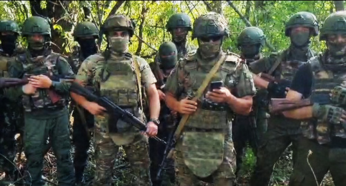 Participants of the special military operation recorded a video message to Vladimir Putin and Ramzan Kadyrov. Screenshot of the video from the Telegram channel of the "Chernovik" (Draft) outlet Participants of the special military operation recorded a video message to Vladimir Putin and Ramzan Kadyrov. Screenshot of the video from the Telegram channel of the "Chernovik" (Draft) outlet