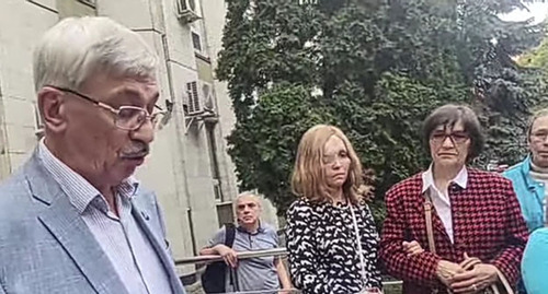 Oleg Orlov (on the left). Screenshot of the video https://wwww.youtube.com/watch&v=iJM2LdCG6Q4 Oleg Orlov (on the left). Screenshot of the video https://wwww.youtube.com/watch&v=iJM2LdCG6Q4