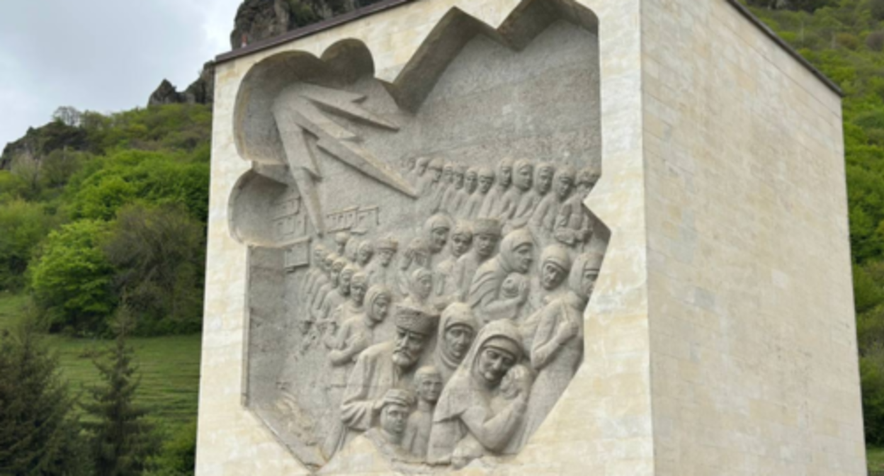 A memorial dedicated to the victims of the deportation of the Karachay people. Screenshot of the post published on the Telegram channel of the administration of the Karachayevsky District on May 3, 2023 https://t.me/adm_karachaevsk/5360 A memorial dedicated to the victims of the deportation of the Karachay people. Screenshot of the post published on the Telegram channel of the administration of the Karachayevsky District on May 3, 2023 https://t.me/adm_karachaevsk/5360