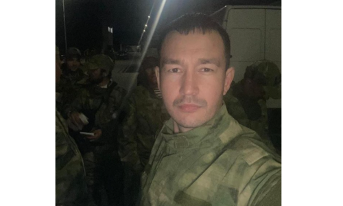 Rasul Taspenov. Screenshot of the photo published by the “Realnoe Vremya” (Real Time) media on January 2, 2024, https://realnoevremya.ru/articles/299205-dnevnik-boyca-svo-kazan---groznyy---donbass Rasul Taspenov. Screenshot of the photo published by the “Realnoe Vremya” (Real Time) media on January 2, 2024, https://realnoevremya.ru/articles/299205-dnevnik-boyca-svo-kazan---groznyy---donbass