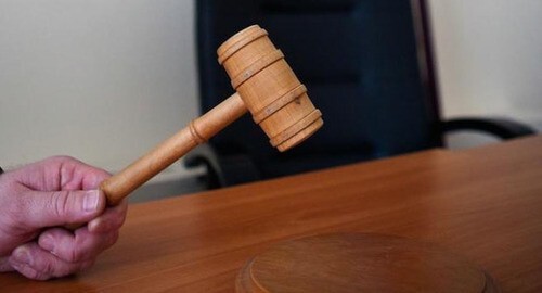 A gavel. Photo: Fyodor Obmaykin / Yugopolis A gavel. Photo: Fyodor Obmaykin / Yugopolis