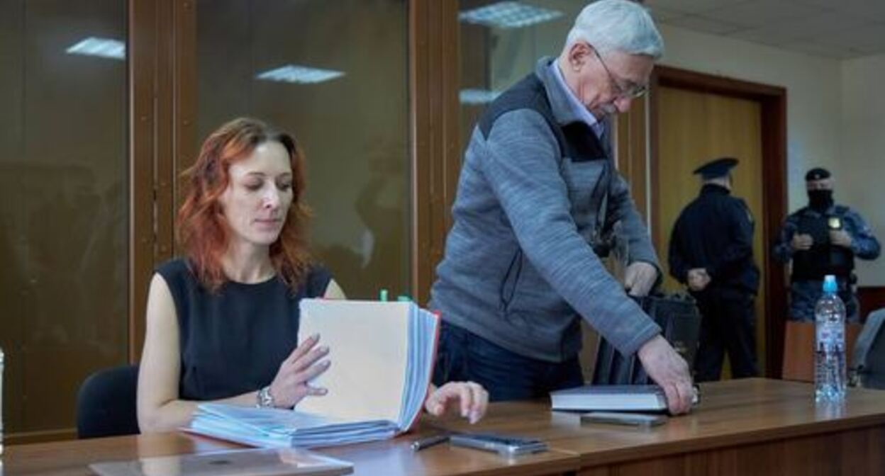 Katerina Tertukhina and Oleg Orlov*. Photo: Andrey Rushaylo-Arno https://memorialcenter.org (included into the register of foreign agents) Katerina Tertukhina and Oleg Orlov*. Photo: Andrey Rushaylo-Arno https://memorialcenter.org (included into the register of foreign agents)