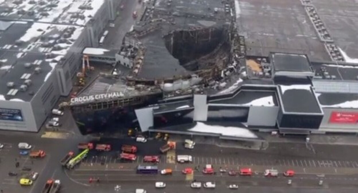 The Crocus City Hall after the terror act. Screenshot of the video published on the Baza Telegram channel https://t.me/bazabazon/26287 The Crocus City Hall after the terror act. Screenshot of the video published on the Baza Telegram channel https://t.me/bazabazon/26287