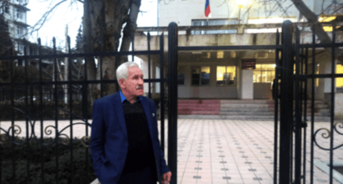 Temirkhan Amakhanov at the Derbent City Court, March 16, 2021. Photo by the "Caucasian Knot" correspondent Temirkhan Amakhanov at the Derbent City Court, March 16, 2021. Photo by the "Caucasian Knot" correspondent