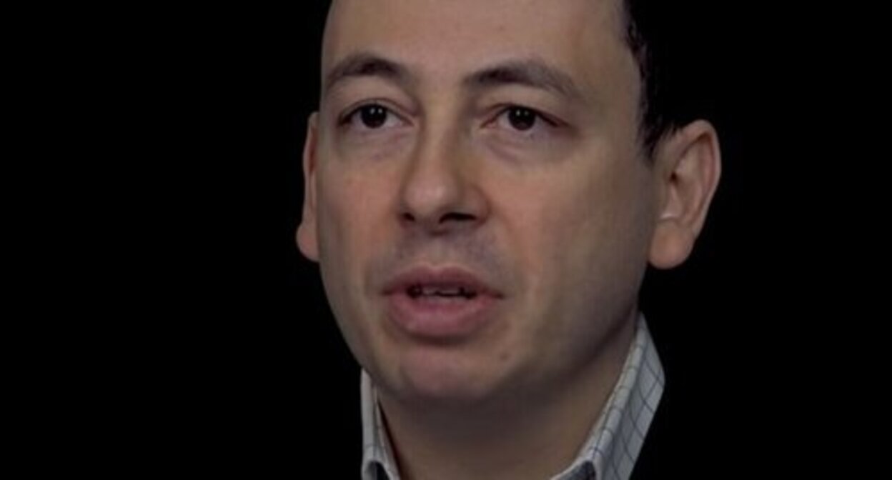Ruslan Totrov. Screenshot of a video on YouTube Ruslan Totrov. Screenshot of a video on YouTube