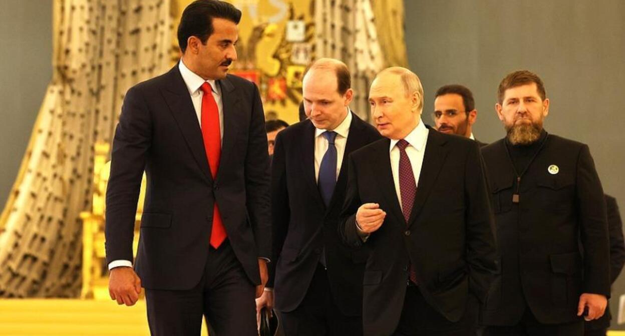 Ramzan Kadyrov (right) at a meeting. April 17, 2025. Photo: Kremlin.ru