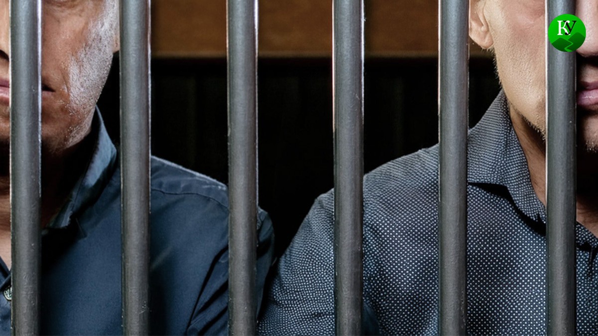 Convicts behind bars: illustration created by the "Caucasian Knot" by using the AI in Photoshop
