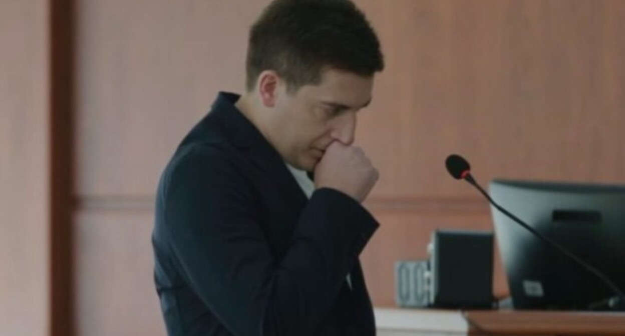 Batumi police boss, Irakli Dgebuadze, testifies at the trial of Mziya Amaglobeli: screenshot from the website of the “Pirveli” TV. Batumi police boss, Irakli Dgebuadze, testifies at the trial of Mziya Amaglobeli: screenshot from the website of the “Pirveli” TV.