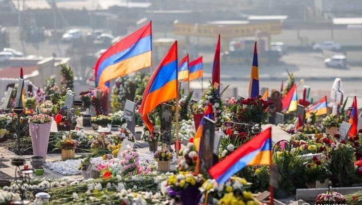 The “Yerablur” military pantheon in Yerevan. A photo by https://verelq.am/ru/node/112712