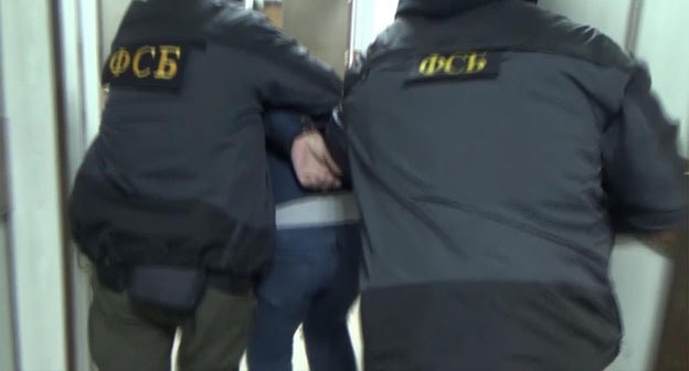 Detention of a suspect by FSS officers. Screenshot of the video by the FSS Centralized Office Detention of a suspect by FSS officers. Screenshot of the video by the FSS Centralized Office