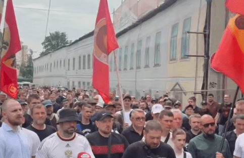The appeal has been read before the religious procession in Moscow. A screenshot photo by the “Federation” Telegram channel posted on June 08, 2025, https://t.me/c/1407069800/45987.
The appeal has been read before the religious procession in Moscow. A screenshot photo by the “Federation” Telegram channel posted on June 08, 2025, https://t.me/c/1407069800/45987.