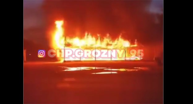 Fire in the cafe "Chechen cuisine". June 26, 2025. Screenshot of the video https://t.me/chpgrozny_95/13950