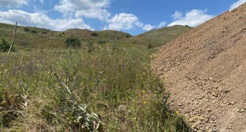 Kurgan Group. Photo provided to the "Caucasian Knot" by Viktor Kotlyarov. Kurgan Group. The scientist emphasized that the company, which is engaged in the construction of a group water pipeline in the Baksan district, is headed by a member of the republic