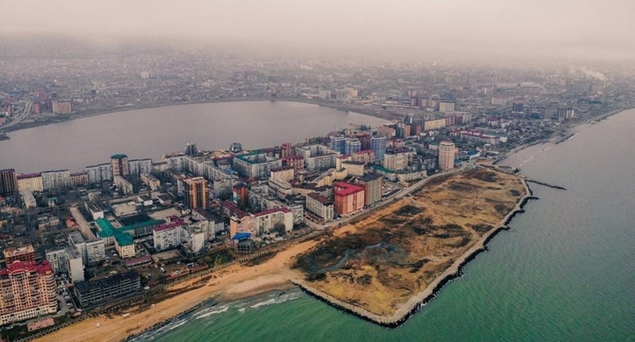 Makhachkala. Photo: Suleymannabiev, CC BY-SA 4.0, https://commons.wikimedia.org/w/index.php?curid=90865842