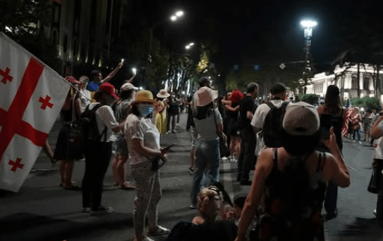 Protest action at the Georgian parliament. Screenshot of Publika photo from 31.08.25, https://www.facebook.com/photo/?fbid=1537809054285306&set=a.715406393192247.
