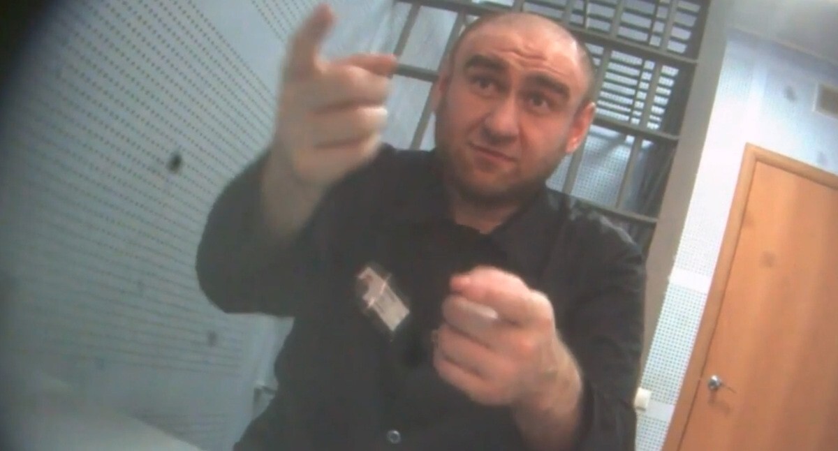 Rauf Arashukov in the colony. Still from FSB video.