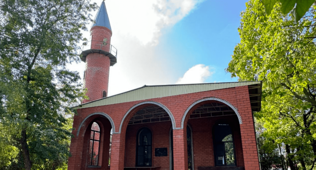 Mosque in the village of Kozet. Screenshot of a photo from the Telegram channel of the DUM of Adygea and Krasnodar Krai from 09/14/25, https://t.me/dumraikk/2586.
