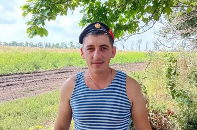 Nikolai Zatsepin. Screenshot of a photo from the Yenotayevsky District Administration's Telegram channel, May 25, 2025, https://t.me/enotaevskiy_rayon/9860.