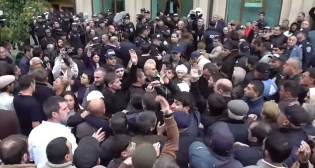 The arrest of the mayor of Gyumri. October 20, 2025. Screenshot from armenpress / Telegram video.
