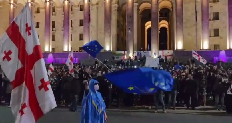 Protesters. Tbilisi, October 25, 2025. Still from Mariam Nikuradze's video https://t.me/Tbilisi_life/43033