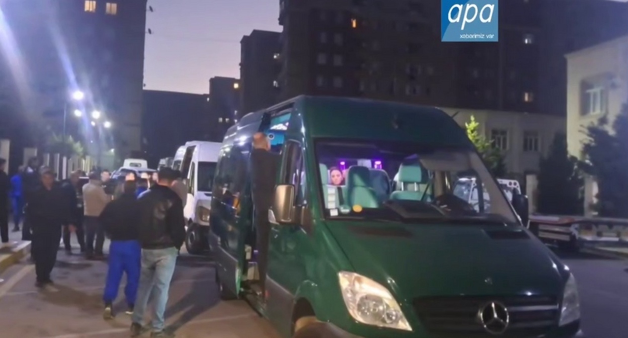 Displaced persons being transported to the Khojavend district. October 28, 2025. A video still from APA https://t.me/apa_az/107198