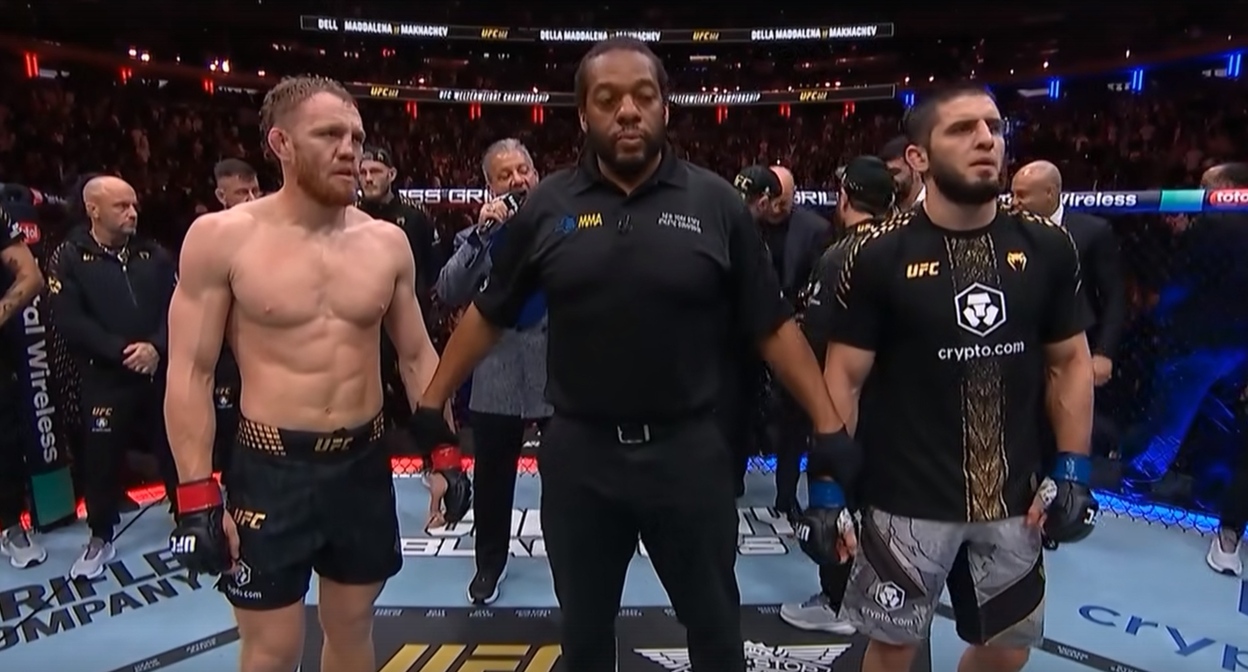 Jack Della Maddalena (left) and Islam Makhachev (right). New York, November 15 (November 16 Moscow time), 2025. Still from UFC video https://vksport.vkvideo.ru/video-180706688_456261950