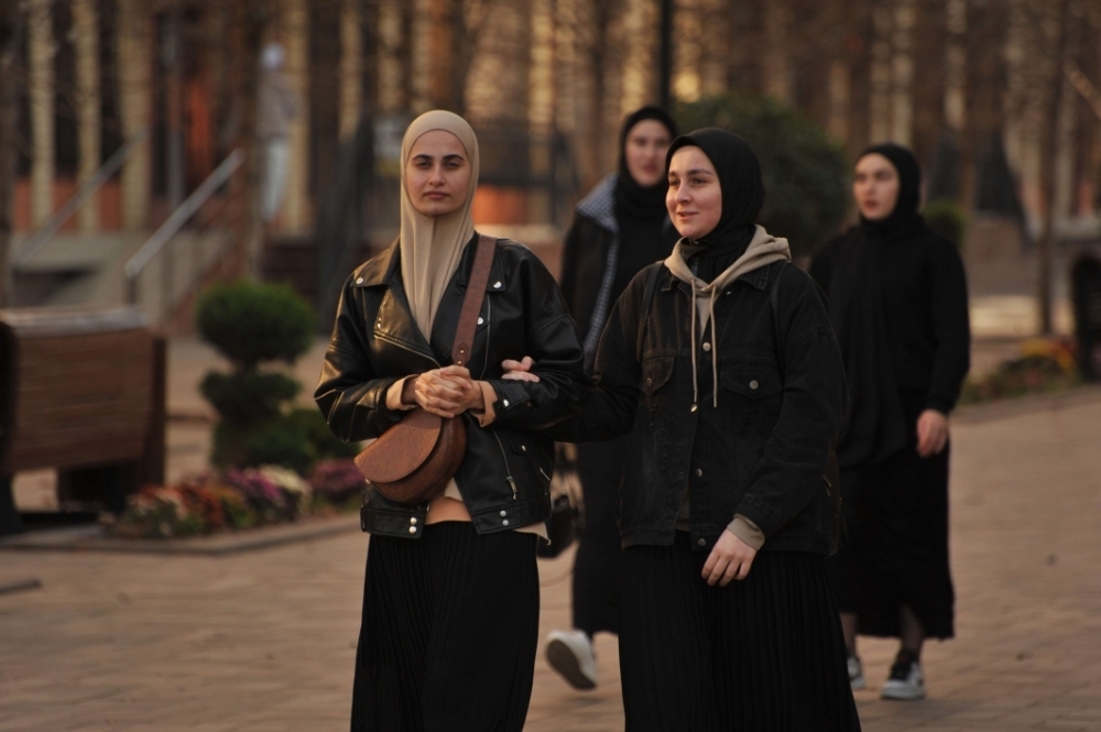Residents of Grozny. Photo: Rizvan Rasuev, Grozny-Inform news agency https://www.grozny-inform.ru/