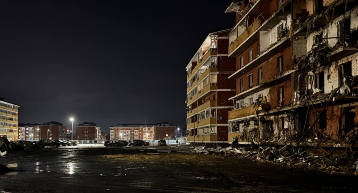 Damaged houses in Novaya Adygeya. Screenshot from the Takhtamukaysky District Telegram channel, January 22, 2026, https://t.me/tahtamukay/12646.