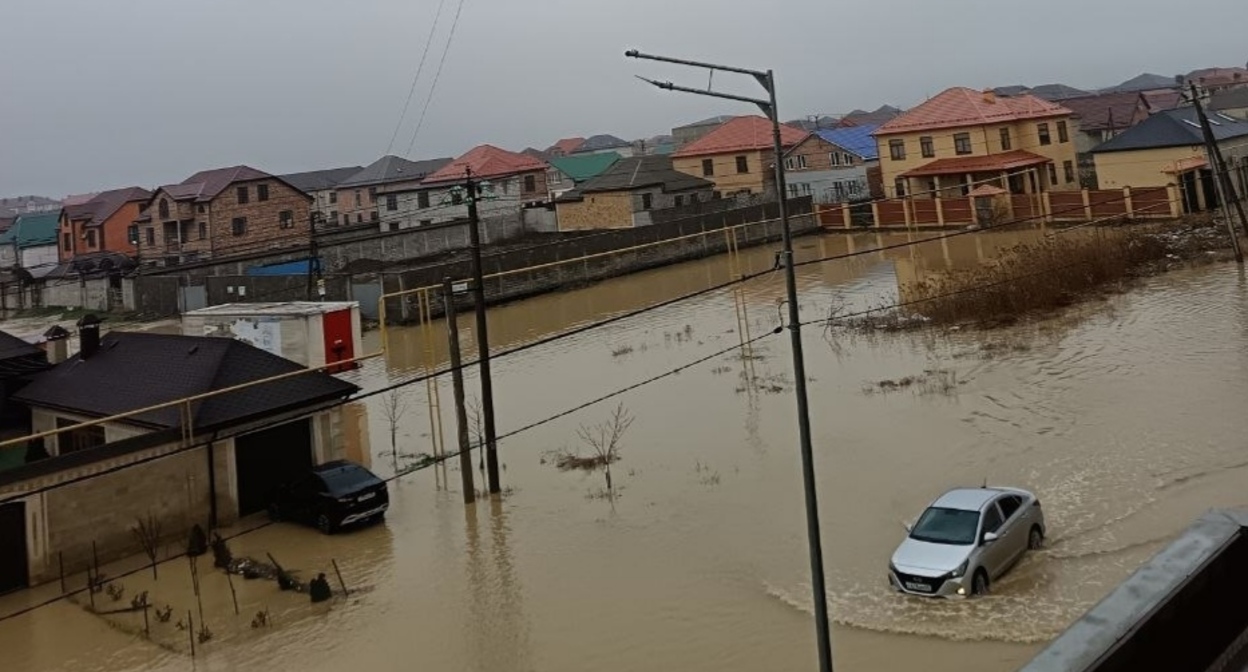 Flooding in Kaspiysk. Photo from the Chernovik Telegram channel https://t.me/chernovik/ Flooding in Kaspiysk. Photo from the Chernovik Telegram channel https://t.me/chernovik/