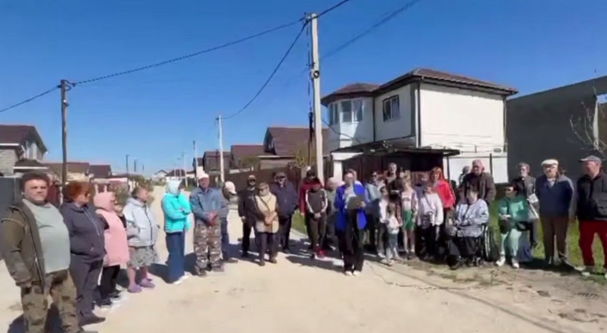 Still from a video message from residents of the Voskresensky village to Bastrykin. Photo: Yuri Ozarovsky, Anapa, Vityazevo, Dzhemete / Telegram channel