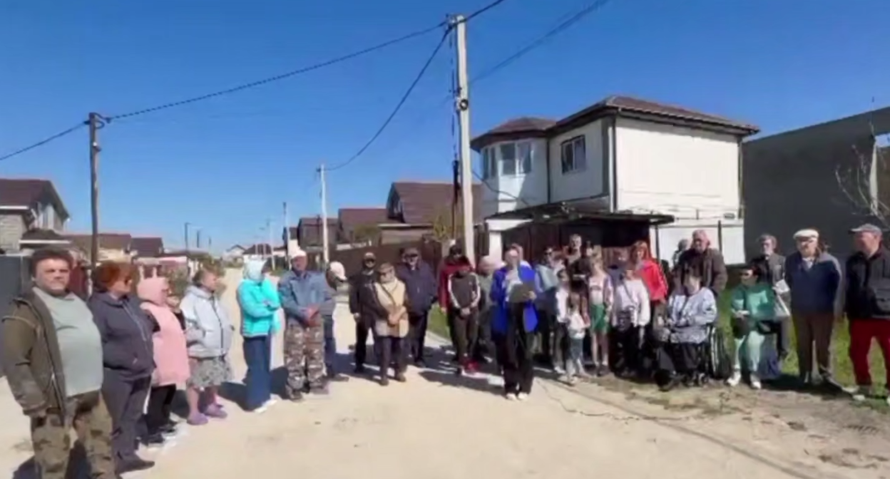 Still from a video message from residents of the Voskresensky village to Bastrykin. Photo: Yuri Ozarovsky, Anapa, Vityazevo, Dzhemete / Telegram channel