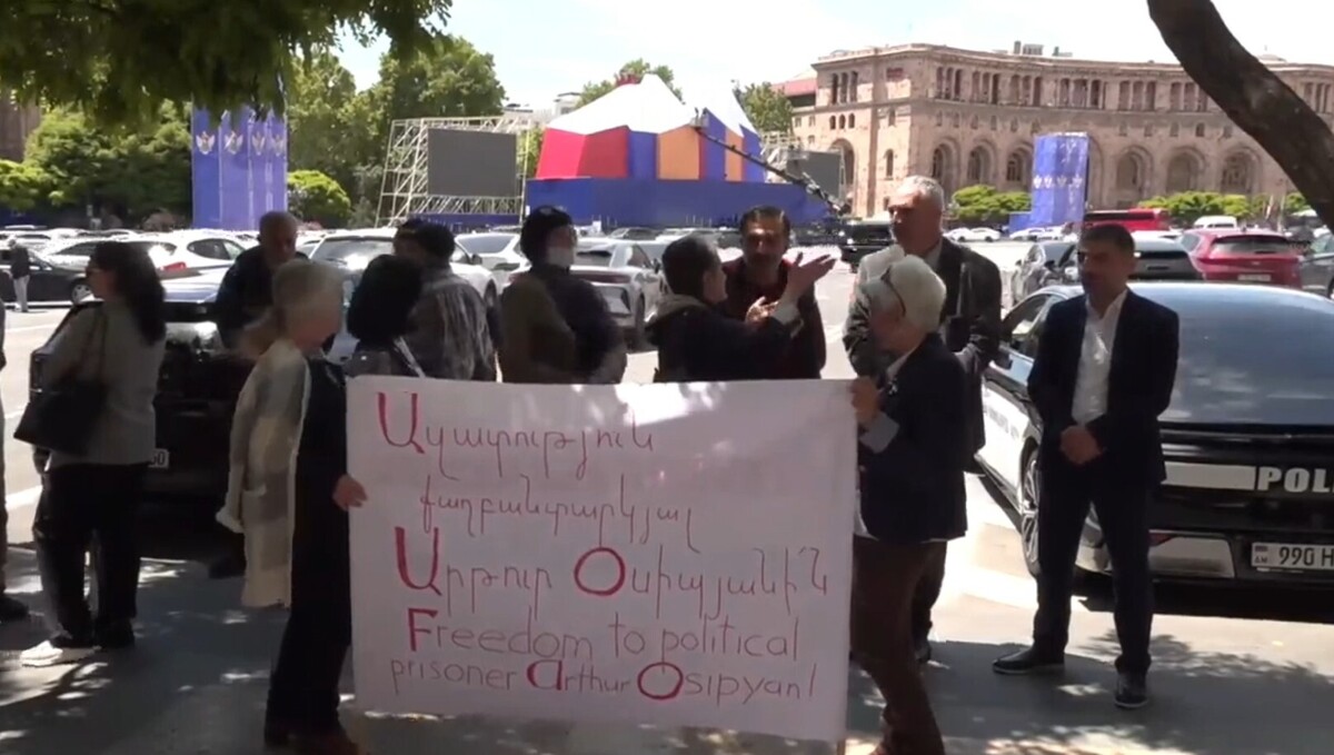 A rally demanding Osipyan's release. A still from a video by the European Party of Armenia.