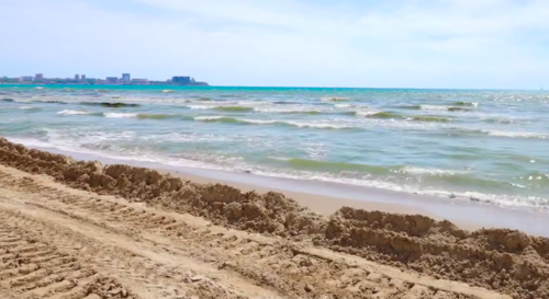 New sand on the beaches of Anapa. Still frame from the video of the Kuban operational headquarters from 05/26/26, https://t.me/opershtab23/16130 New sand on the beaches of Anapa. Still frame from the video of the Kuban operational headquarters from 05/26/26, https://t.me/opershtab23/16130