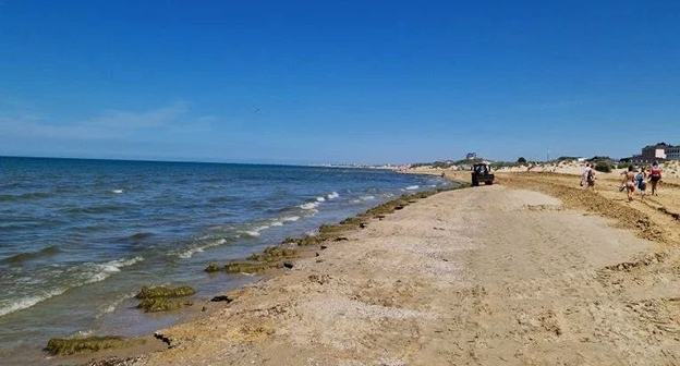 Beach in Anapa. Photo: Yuri Ozarovsky https://vk.com/seaoz