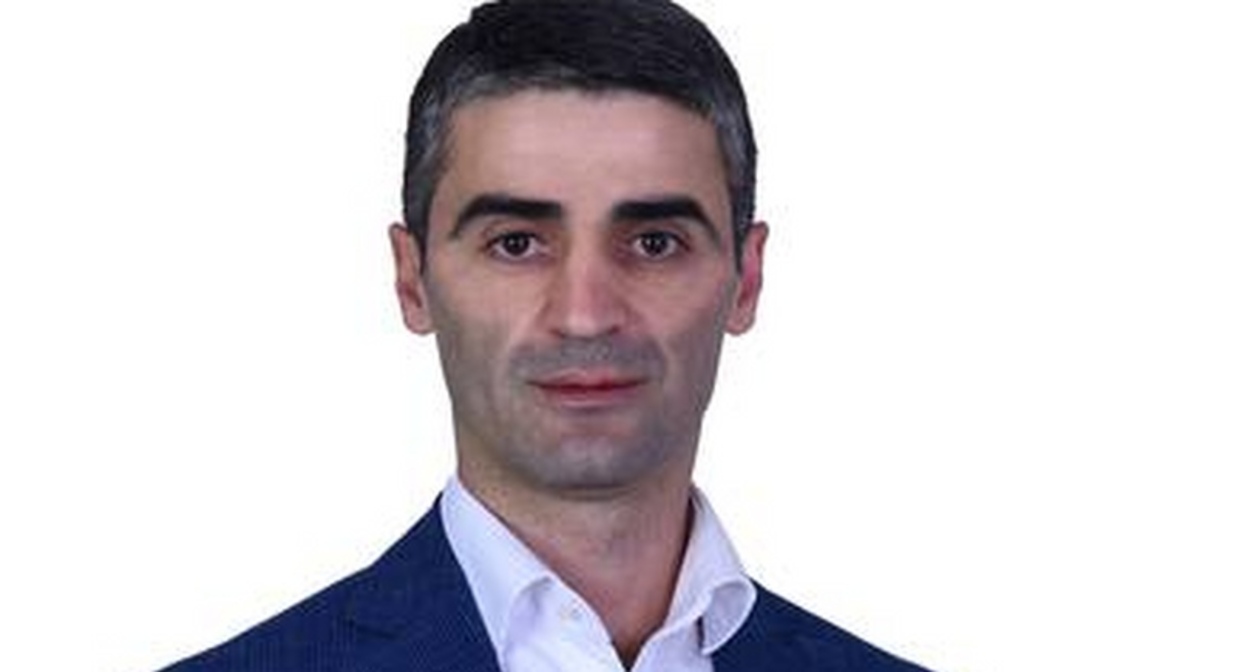 Artur Astoyan. Photo from the Country for Life party website: https://www.apreluyerkir.am/ru/article/49/