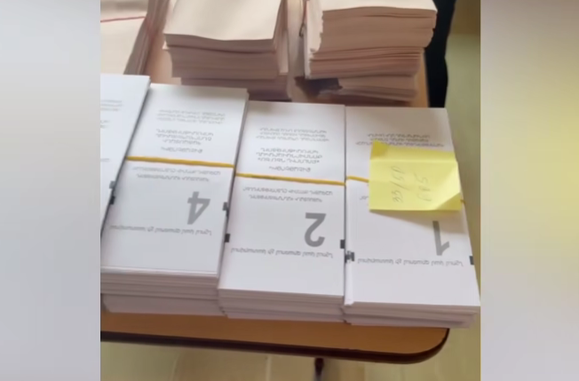 "Strong Armenia" ballots were not delivered to one of the polling stations. Still from Armenia Today video from June 6, 2026, https://armeniatoday.am/law-ru/1084341/. "Strong Armenia" ballots were not delivered to one of the polling stations. Still from Armenia Today video from June 6, 2026, https://armeniatoday.am/law-ru/1084341/.