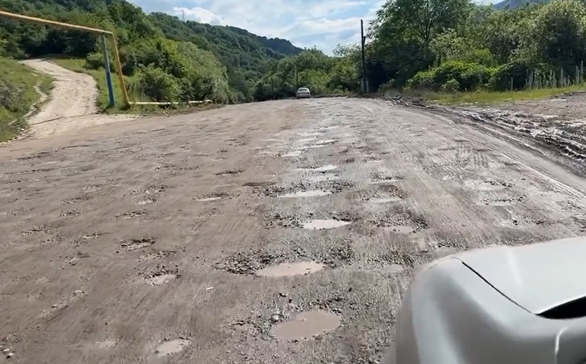 The road from the village of Lechinkai to Lower Chegem. Frame from the video https://www.instagram.com/_07_kbr/reel/DaSnbMlAm-H (the activities of the company Meta (which owns Facebook, Instagram, and WhatsApp) are banned in Russia) The road from the village of Lechinkai to Lower Chegem. Frame from the video https://www.instagram.com/_07_kbr/reel/DaSnbMlAm-H (the activities of the company Meta (which owns Facebook, Instagram, and WhatsApp) are banned in Russia)