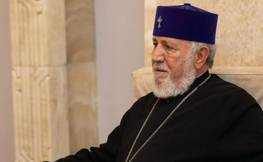 Garegin II at the meeting with the deputies. Screenshot from the photo https://armeniatoday.am/politics-ru/internal-policy/1110250/ dated 02.08.26 Garegin II at the meeting with the deputies. Screenshot from the photo https://armeniatoday.am/politics-ru/internal-policy/1110250/ dated 02.08.26