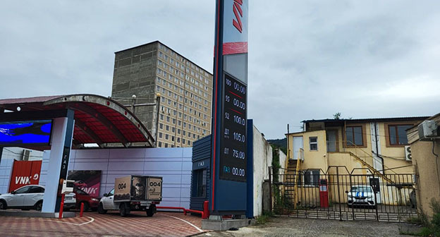 Refueling in Makhachkala. August 16, 2026. Photo by Oleg Ionov for "Caucasian Knot".