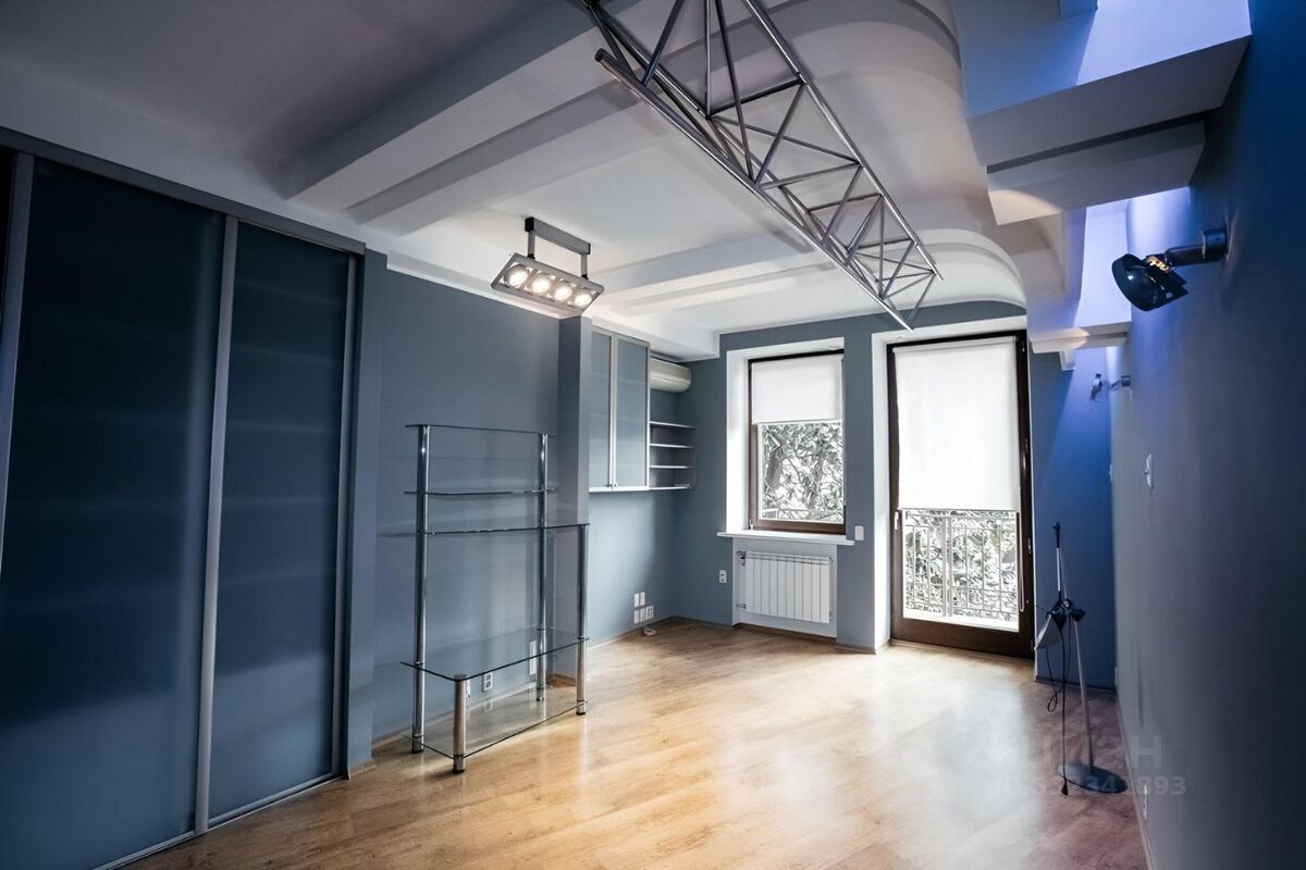Apartment in the center of Tuapse. Photo: https://krasnodar.cian.ru/sale/flat/332341893/