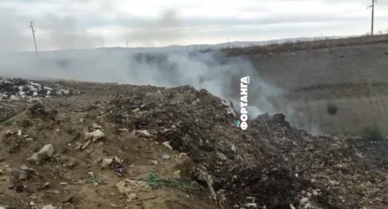 A landfill is burning in the village of Nesterovskaya in the Sunzhensky district. August 29, 2026. Screenshot of the video https://www.instagram.com/p/Dcn7l62gjD3/ belongs to the company Meta, whose activities are banned in Russia.