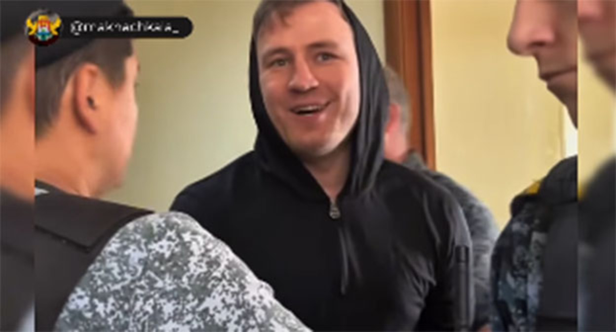 Magomeddibir Magomeddibirov. Screenshot of the video https://www.instagram.com/reel/DY89rv2Imdv/ belongs to the company Meta, whose activities are banned in Russia.