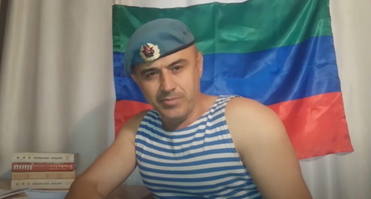 Askhabali Alibekov. Frame from the video of the channel "Wild Paratrooper" https://www.youtube.com/watch?v=pgXra9fVrsI Askhabali Alibekov. Frame from the video of the channel "Wild Paratrooper" https://www.youtube.com/watch?v=pgXra9fVrsI