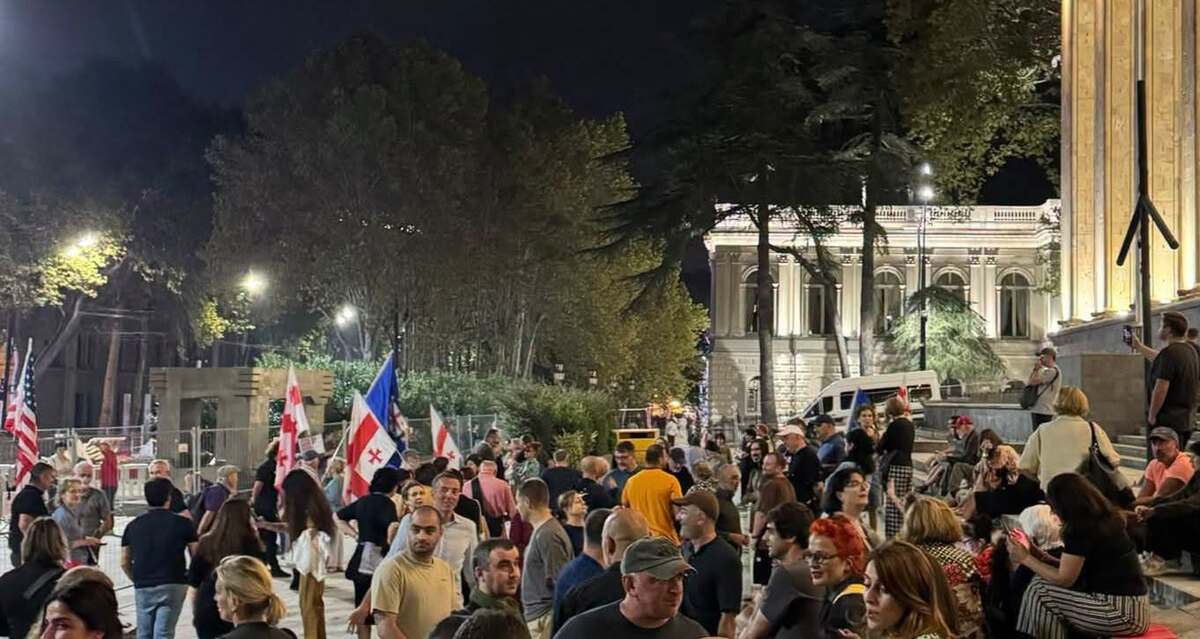 Protesters outside the Parliament of Georgia, September 17. Photo: Giorgi Mumladze / Facebook* Protesters outside the Parliament of Georgia, September 17. Photo: Giorgi Mumladze / Facebook*