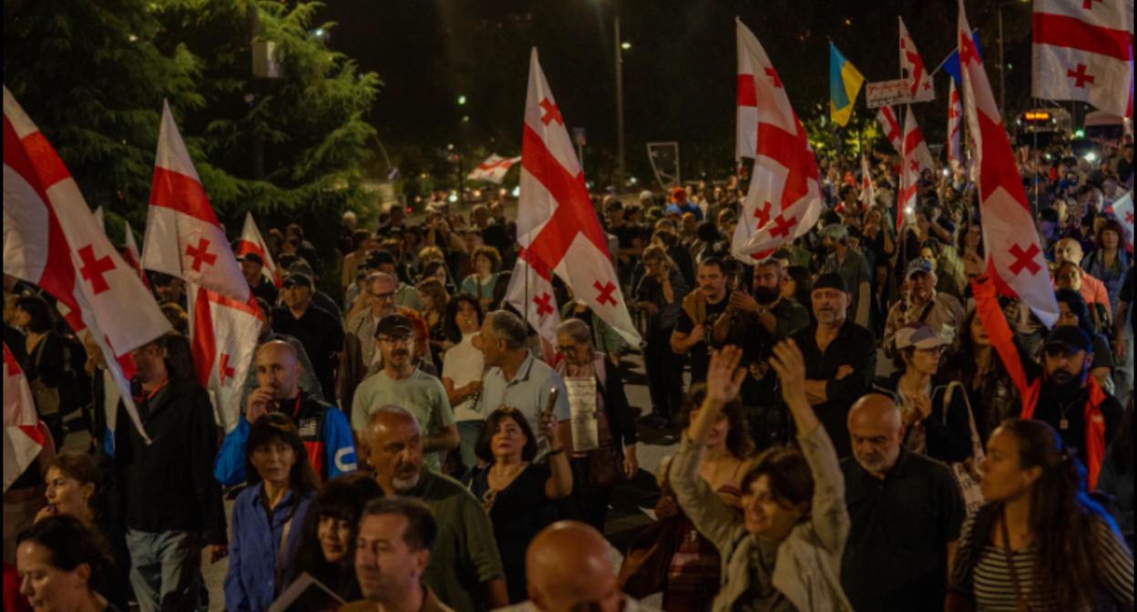 March in Tbilisi. Screenshot from Publika photo dated 26.09.26, https://www.facebook.com/photo/?fbid=1881655053234036&set=pcb.1881655233234018 (the activities of the Meta company, which owns the social network, are banned in Russia).