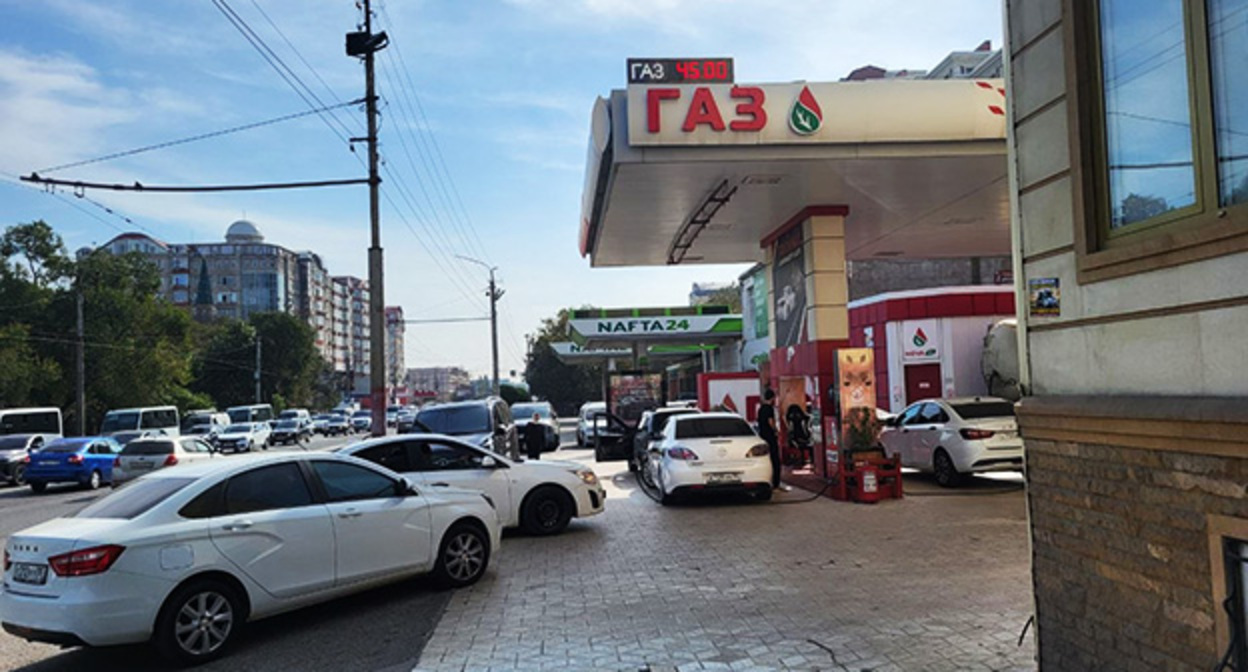 Refueling in Makhachkala. October 15, 2026. Photo by the correspondent of "Caucasian Knot"