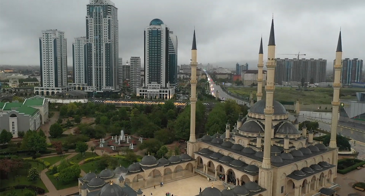 Grozny. Frame from the video https://www.youtube.com/watch?v=LZSYNWtudEE